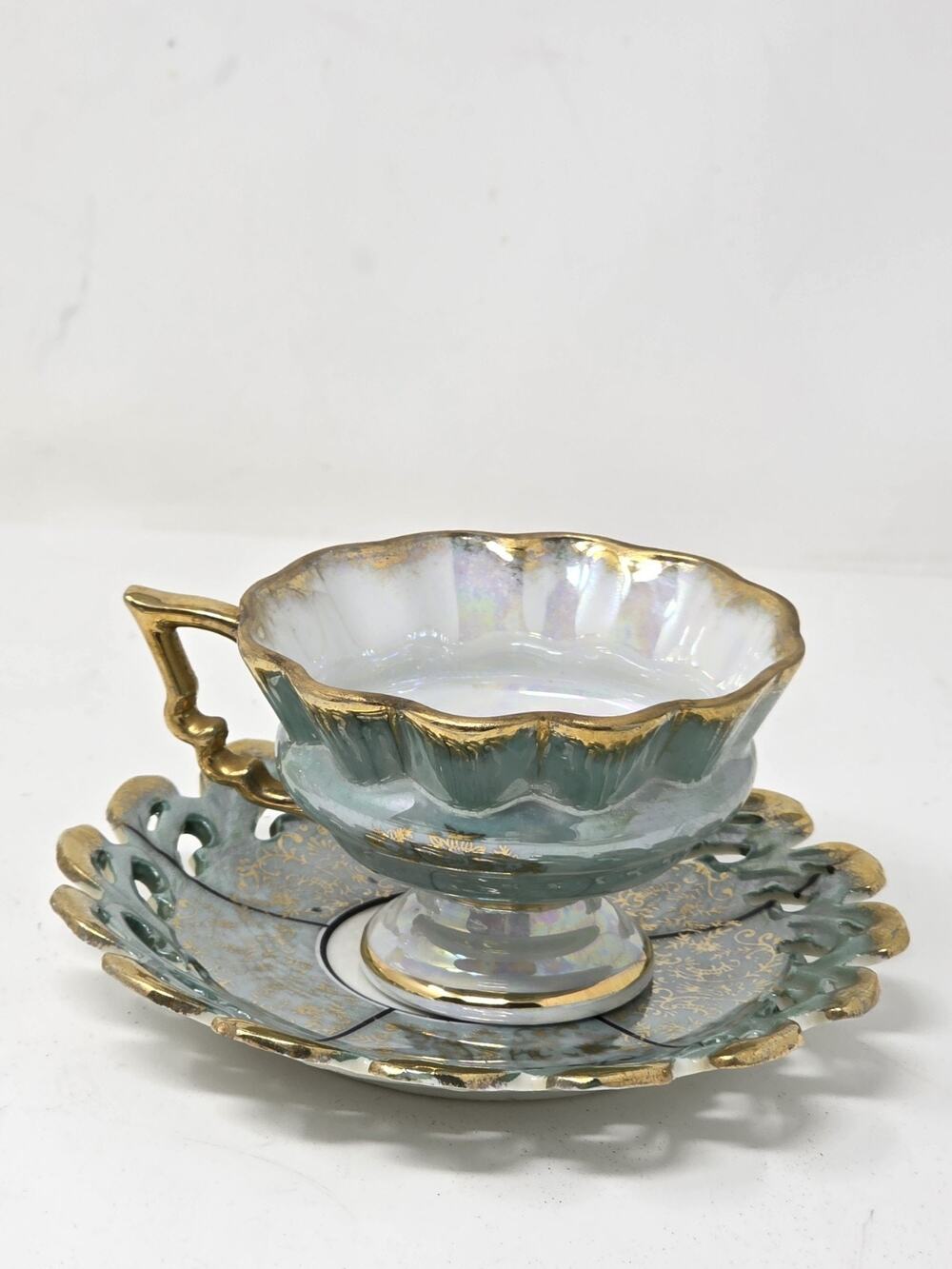 Vintage Fan Crest Fine China Japan 1976 Tea Cup & Saucer Set Green Iridescent